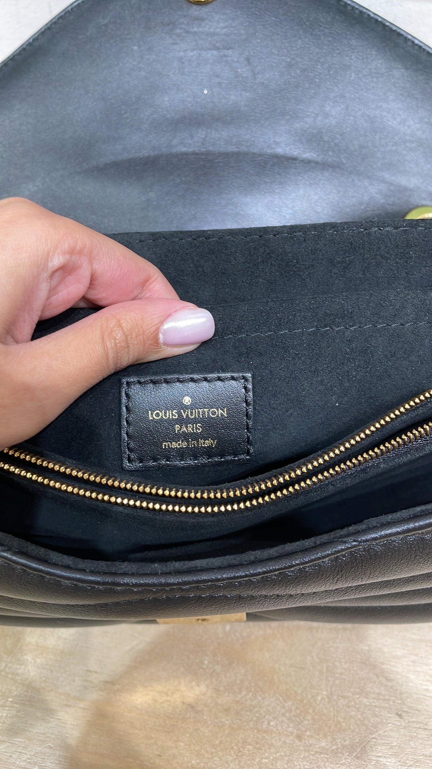 Louis Vuitton New Wave Chain Bag NM Quilted Leather PM