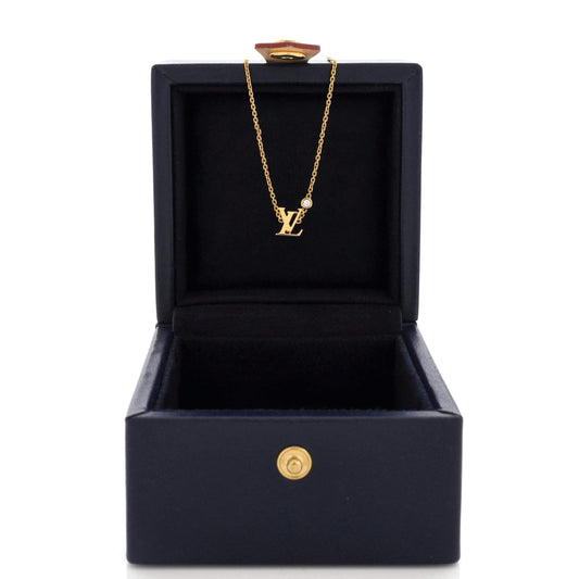 Louis Vuitton Idylle Blossom LV Pendant Necklace 18K Yellow Gold with Diamond