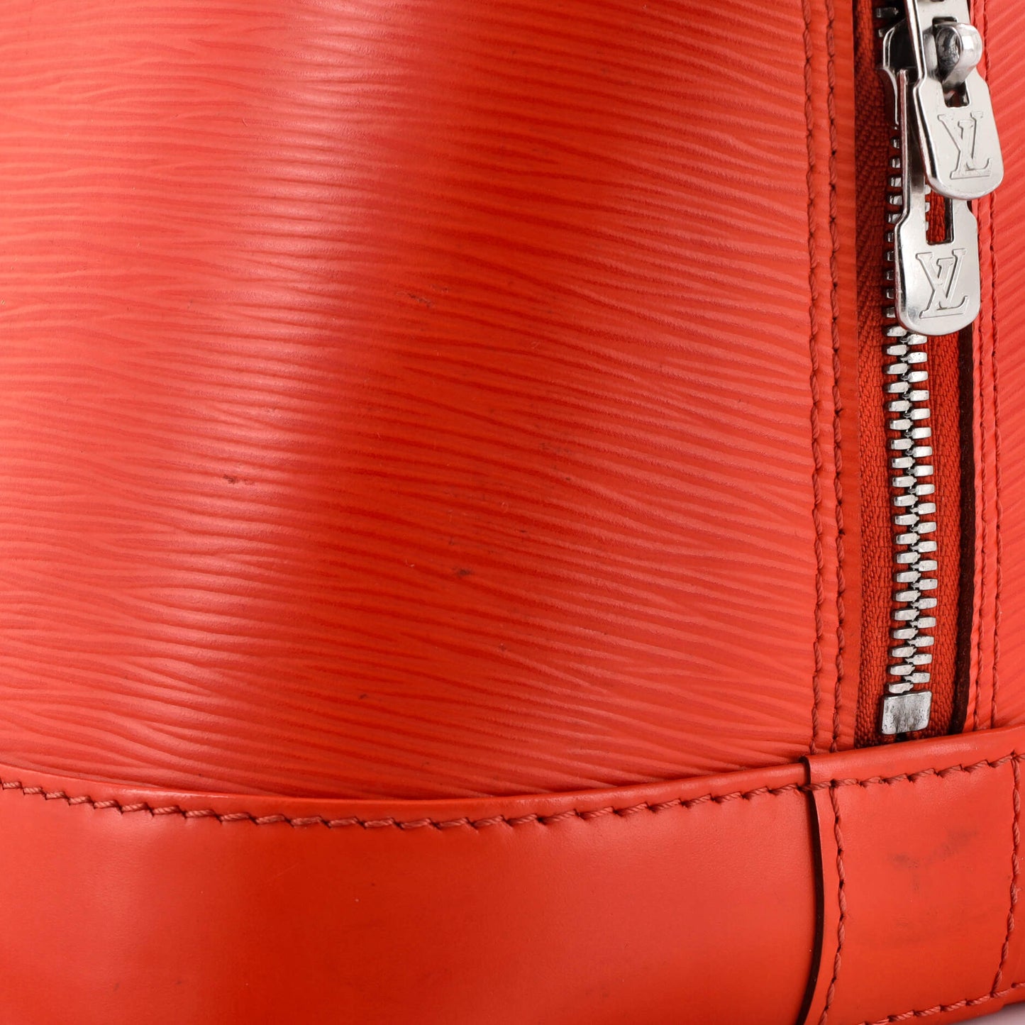 Louis Vuitton Alma Handbag Epi Leather GM