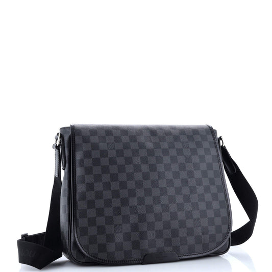 Louis Vuitton Daniel Messenger Bag Damier Graphite MM