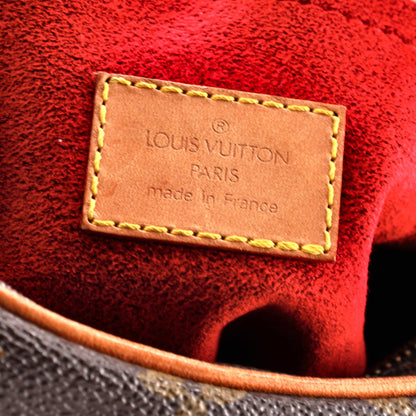 Louis Vuitton Croissant Handbag Monogram Canvas MM