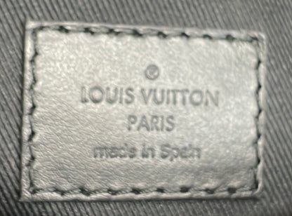 Louis Vuitton Discovery Bumbag Monogram Eclipse Canvas