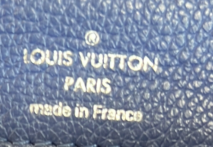Louis Vuitton Lockme II Handbag Leather BB