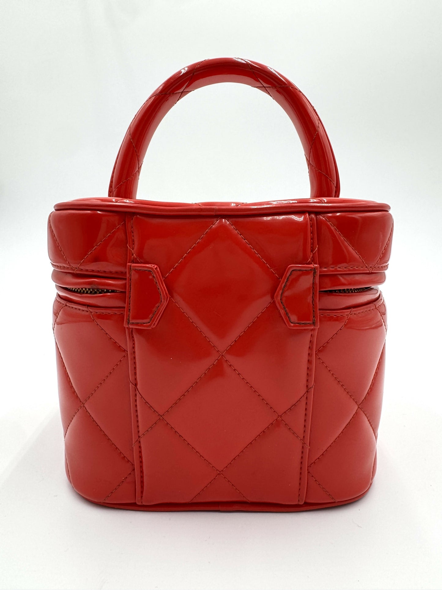 Chanel 1995 Vintage Barbie Red Heart-Mirror Vanity Case Bag