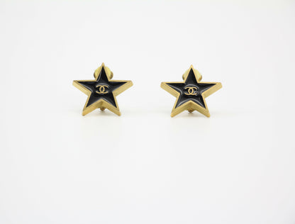 Chanel Vintage 01P Metal Black Star Shape CC Clip-on Earrings