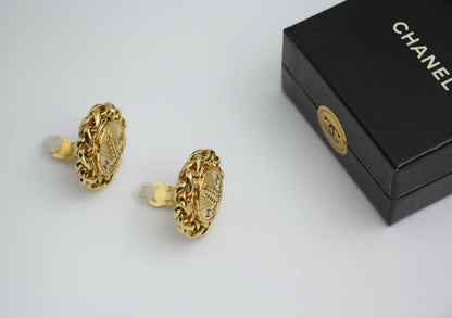 Chanel Vintage 1986 Gold-plated Wheat Ear Lace Large Round Clip-on Earrings