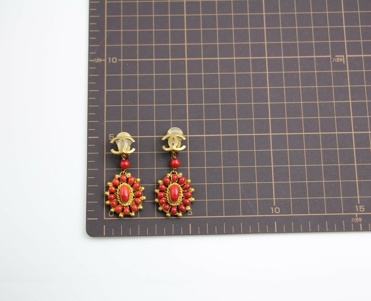 Chanel Vintage 93A Gripoix Gold-plated Red Dangle Clip-on Earrings
