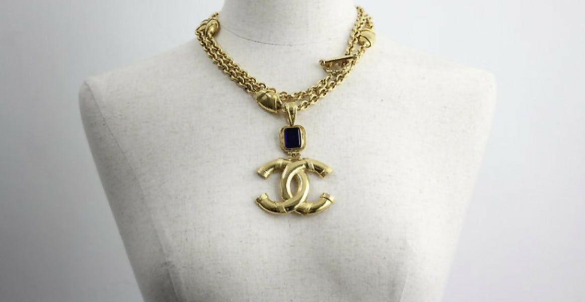 Chanel Vintage 94A Gripoix Blue Gold-plated Necklace