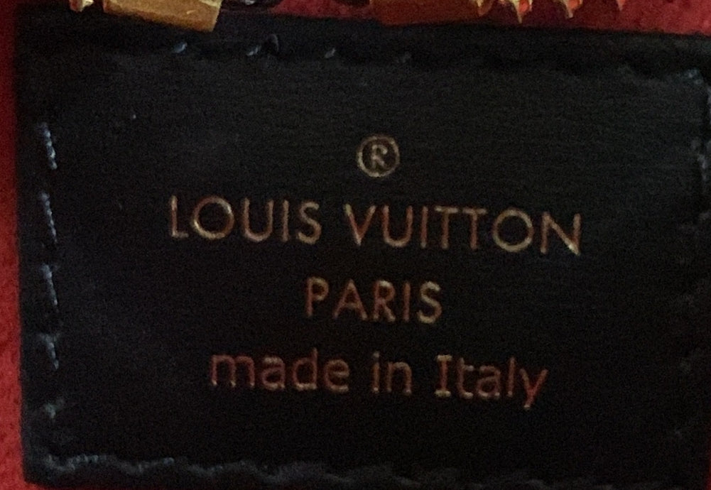 Louis Vuitton Coeur Handbag Limited Edition Fall in Love Monogram Canvas