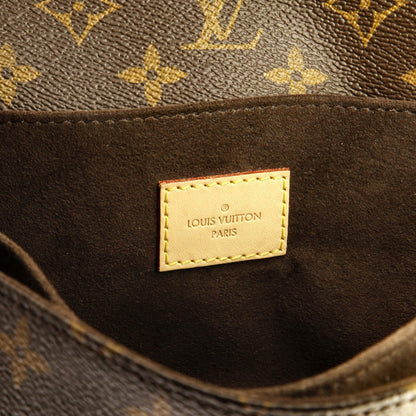 Louis Vuitton Pochette Metis Monogram Canvas