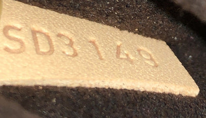 Louis Vuitton Pochette Metis Monogram Canvas