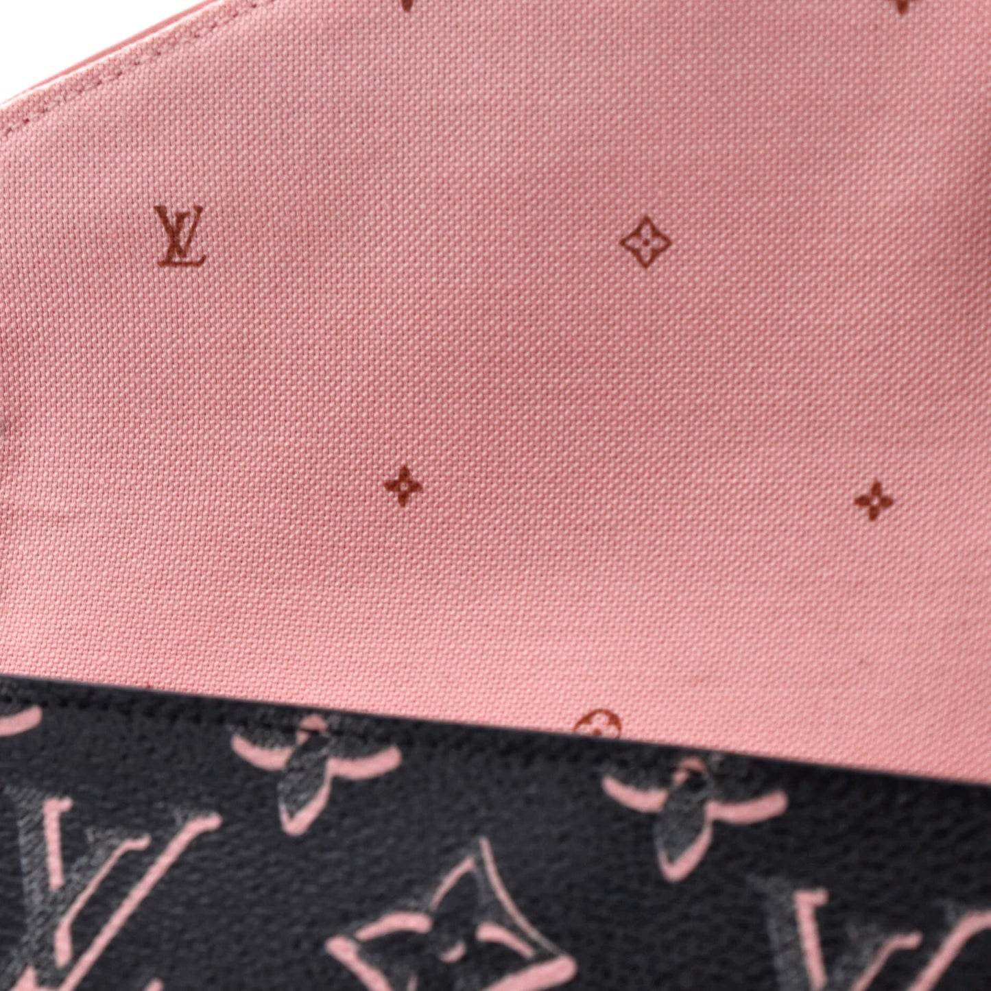 Louis Vuitton Felicie Strap & Go Handbag Fall for You Monogram Canvas