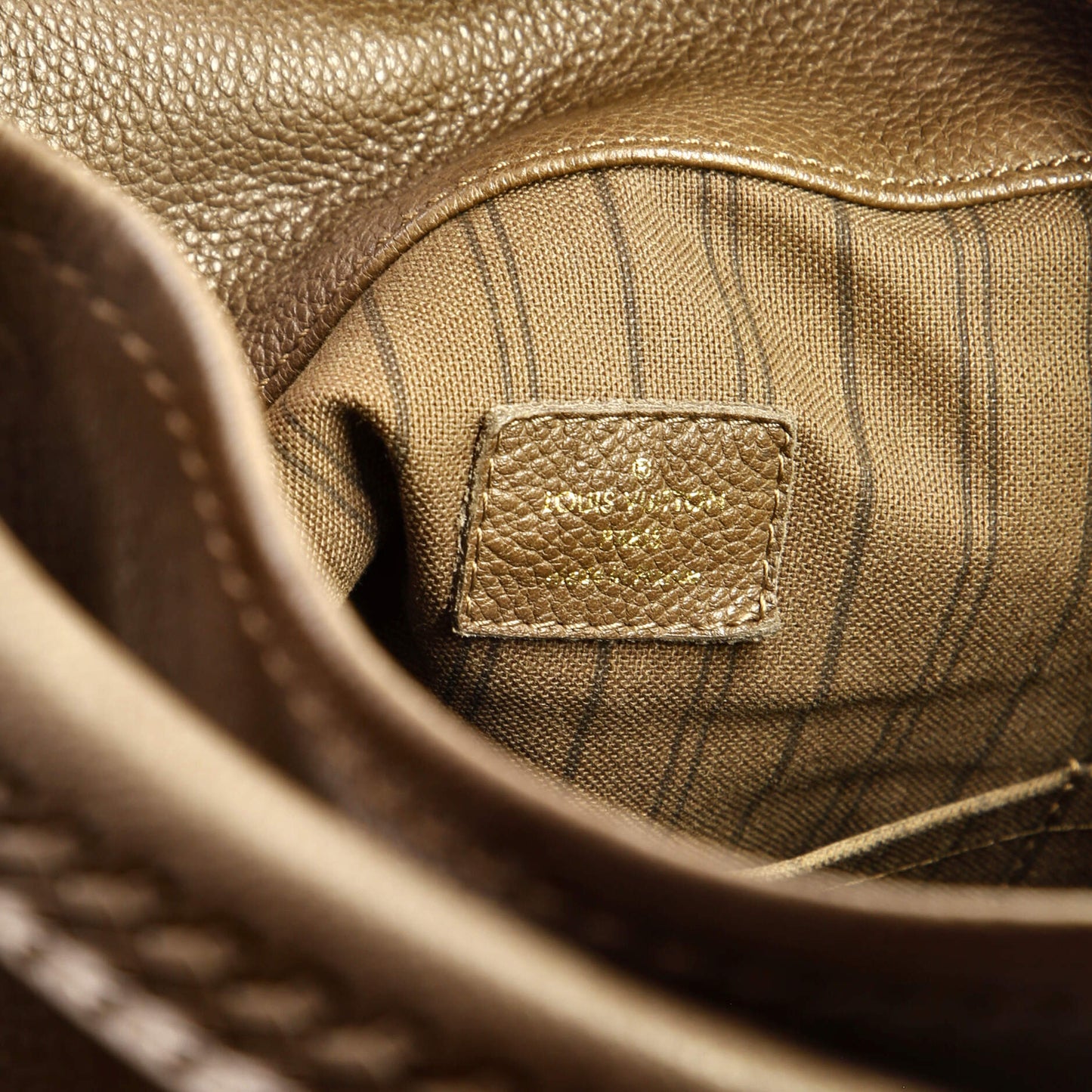 Louis Vuitton Artsy Handbag Monogram Empreinte Leather MM