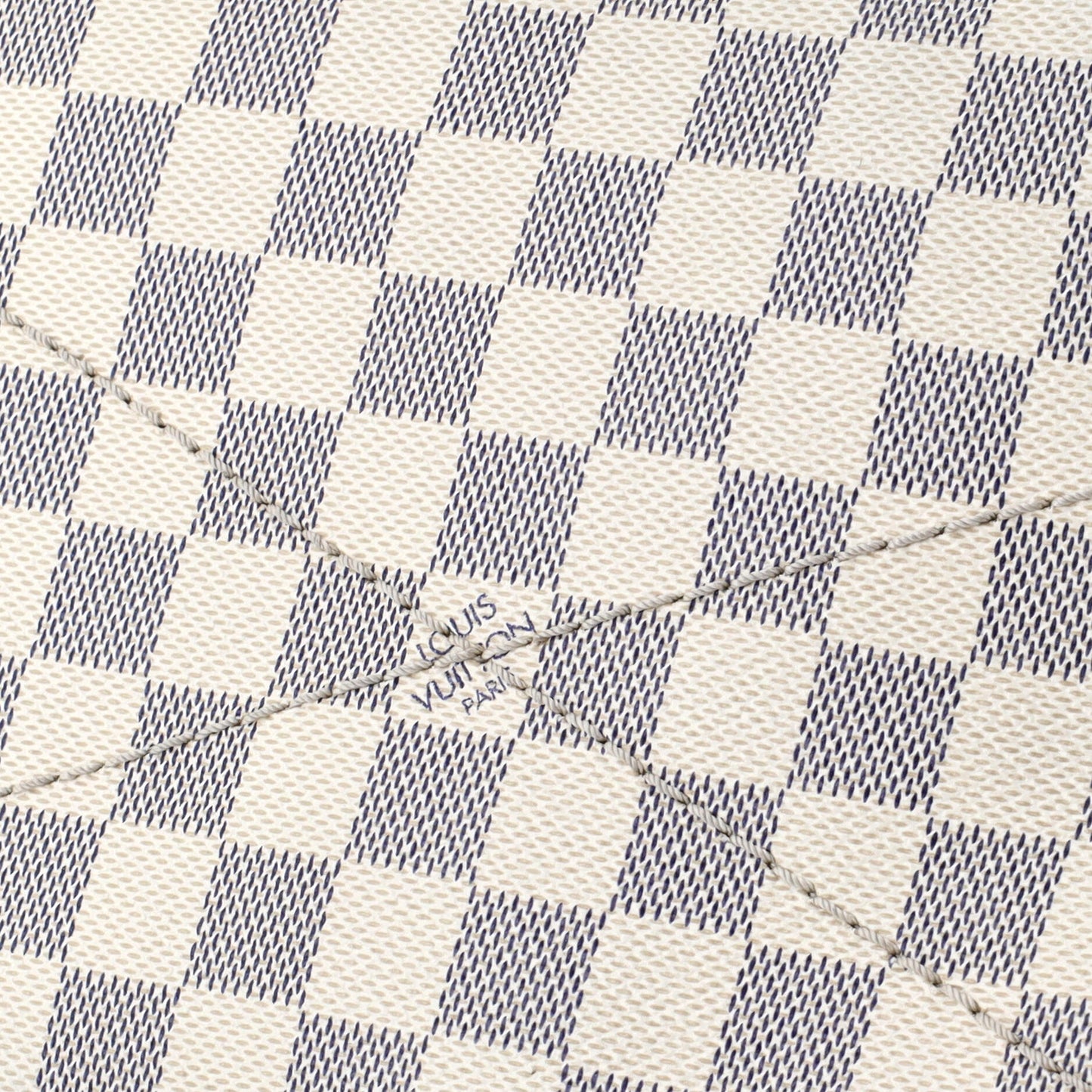 Louis Vuitton Artsy Handbag Damier MM