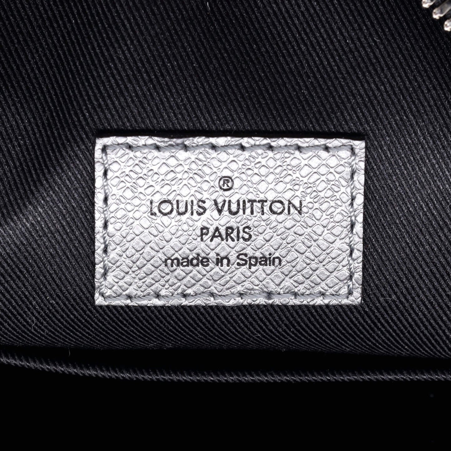 Louis Vuitton Outdoor Slingbag Monogram Taigarama