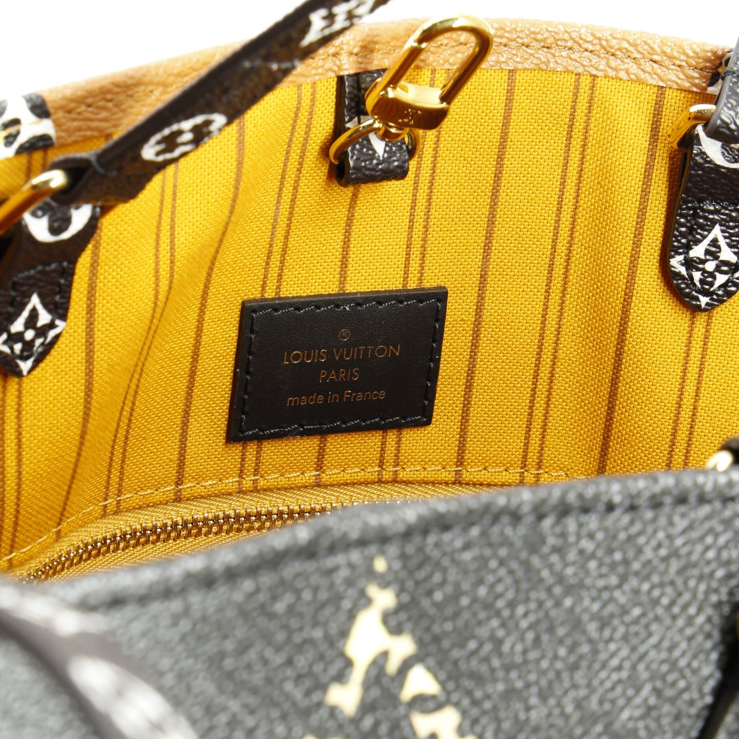 Louis Vuitton OnTheGo Tote Limited Edition Jungle Monogram Giant GM