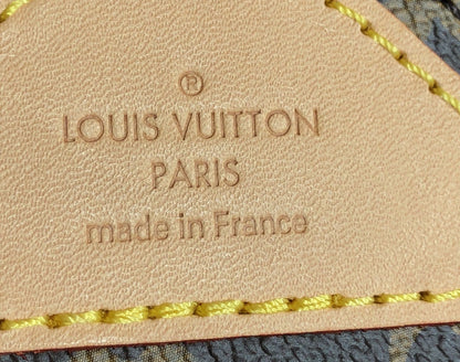 Louis Vuitton Pegase Luggage Monogram Canvas 55