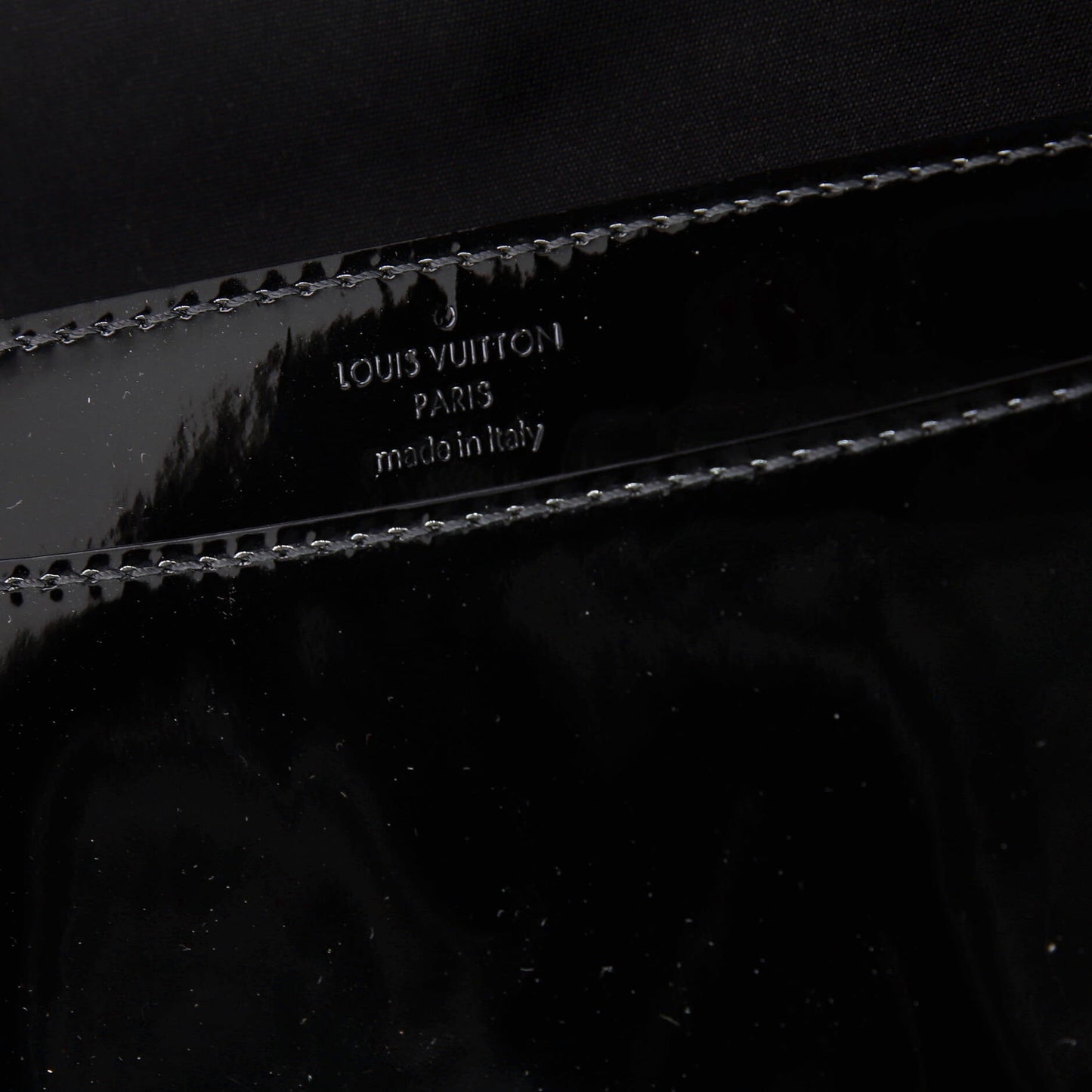 Louis Vuitton Louise Clutch Patent East West