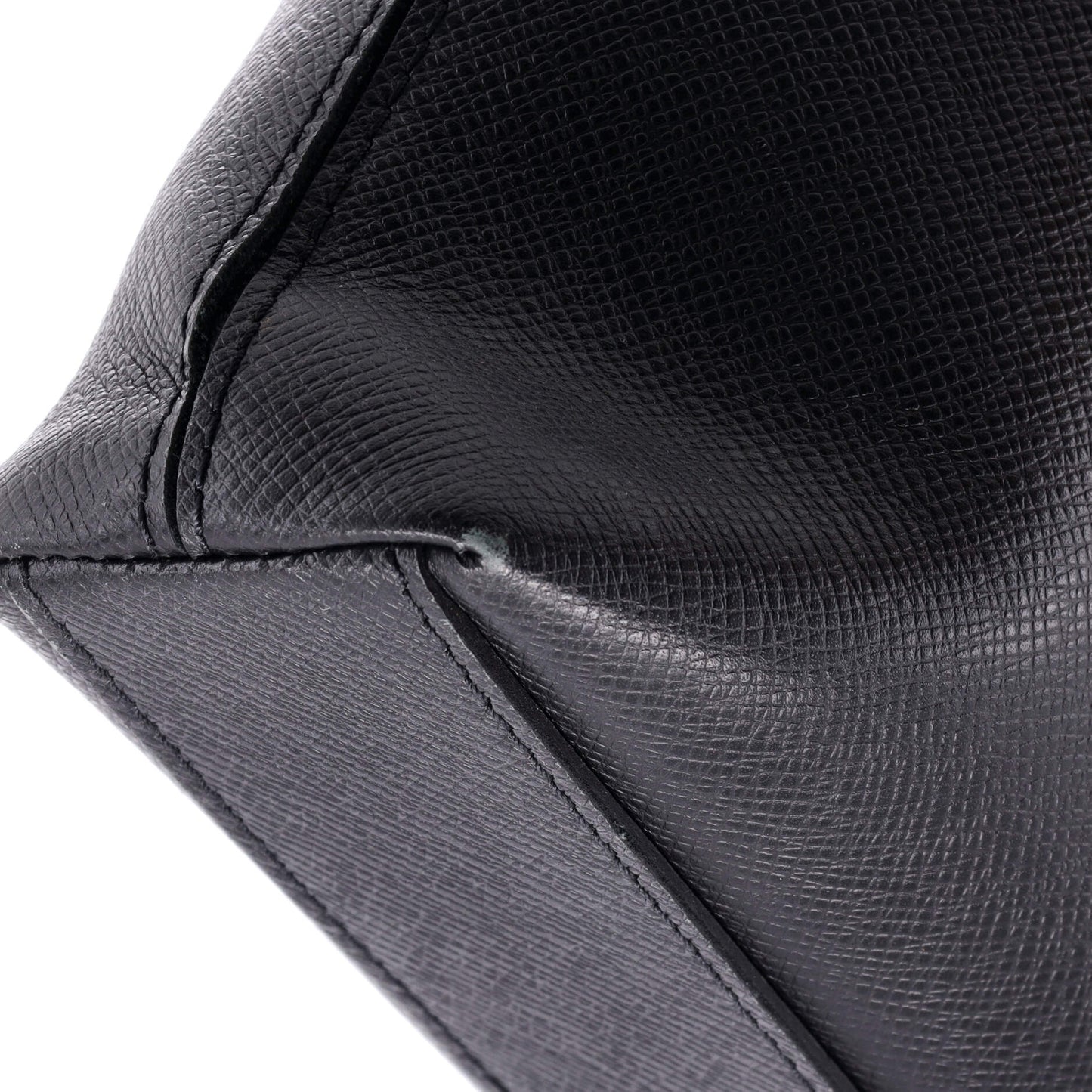 Louis Vuitton Anton Soft Briefcase Taiga Leather
