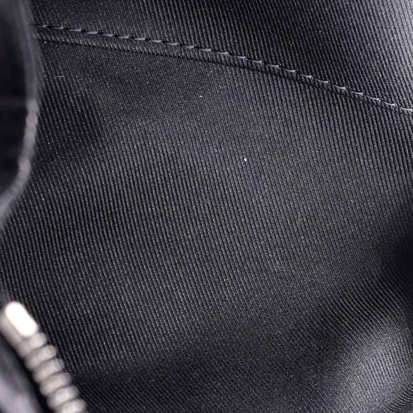 Louis Vuitton Discovery Messenger Bag Damier Infini Leather BB