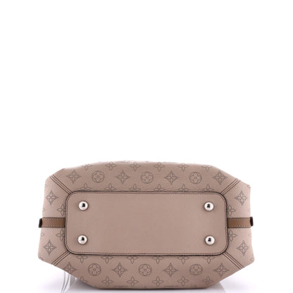 Louis Vuitton Asteria Handbag Mahina Leather