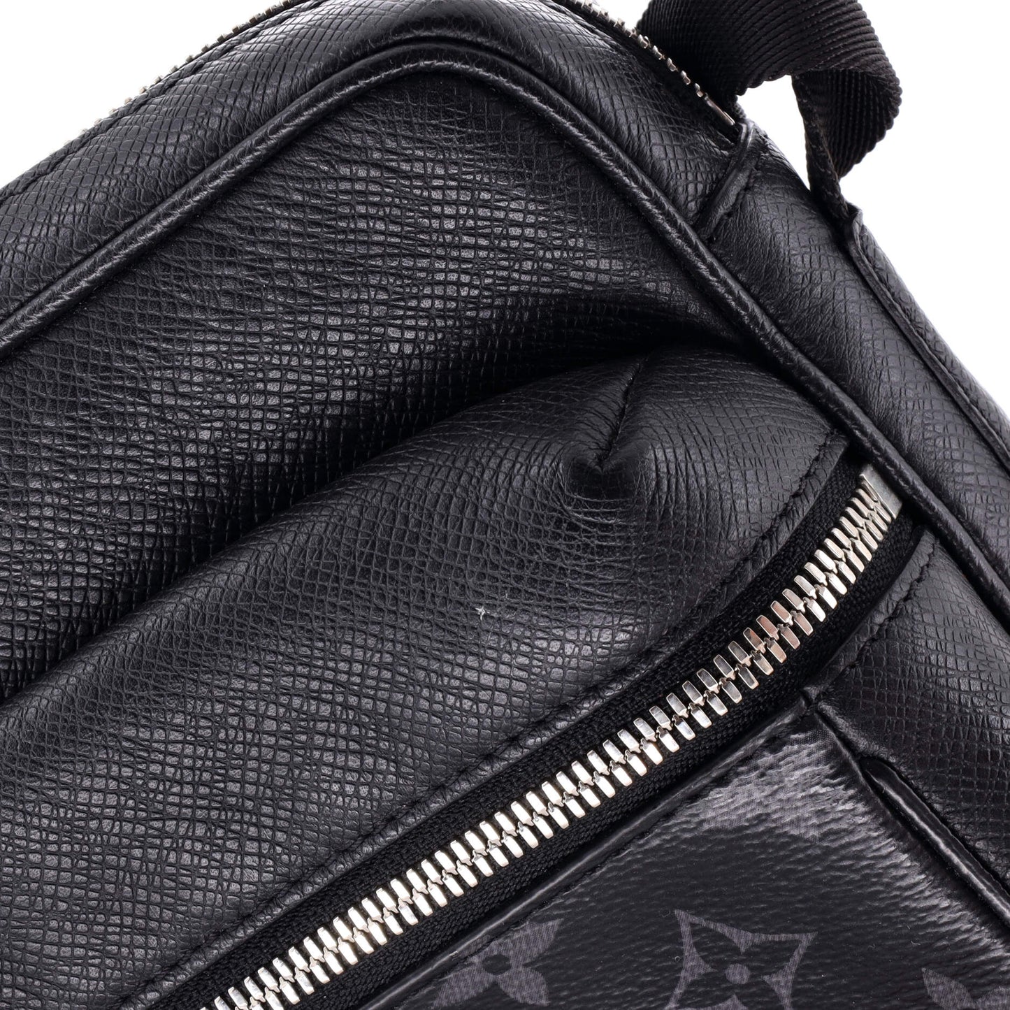 Louis Vuitton Outdoor Messenger Bag Monogram Taigarama