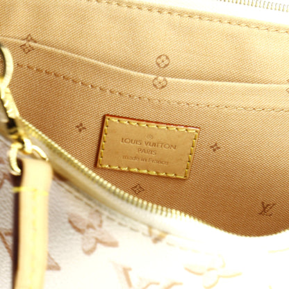 Louis Vuitton Maxi Multi Pochette Accessoires Fall for You Monogram Canvas