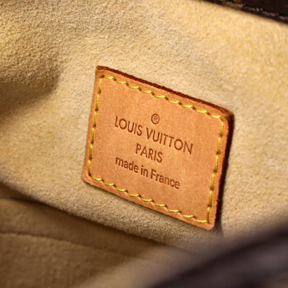 Louis Vuitton Artsy Handbag Monogram Canvas MM