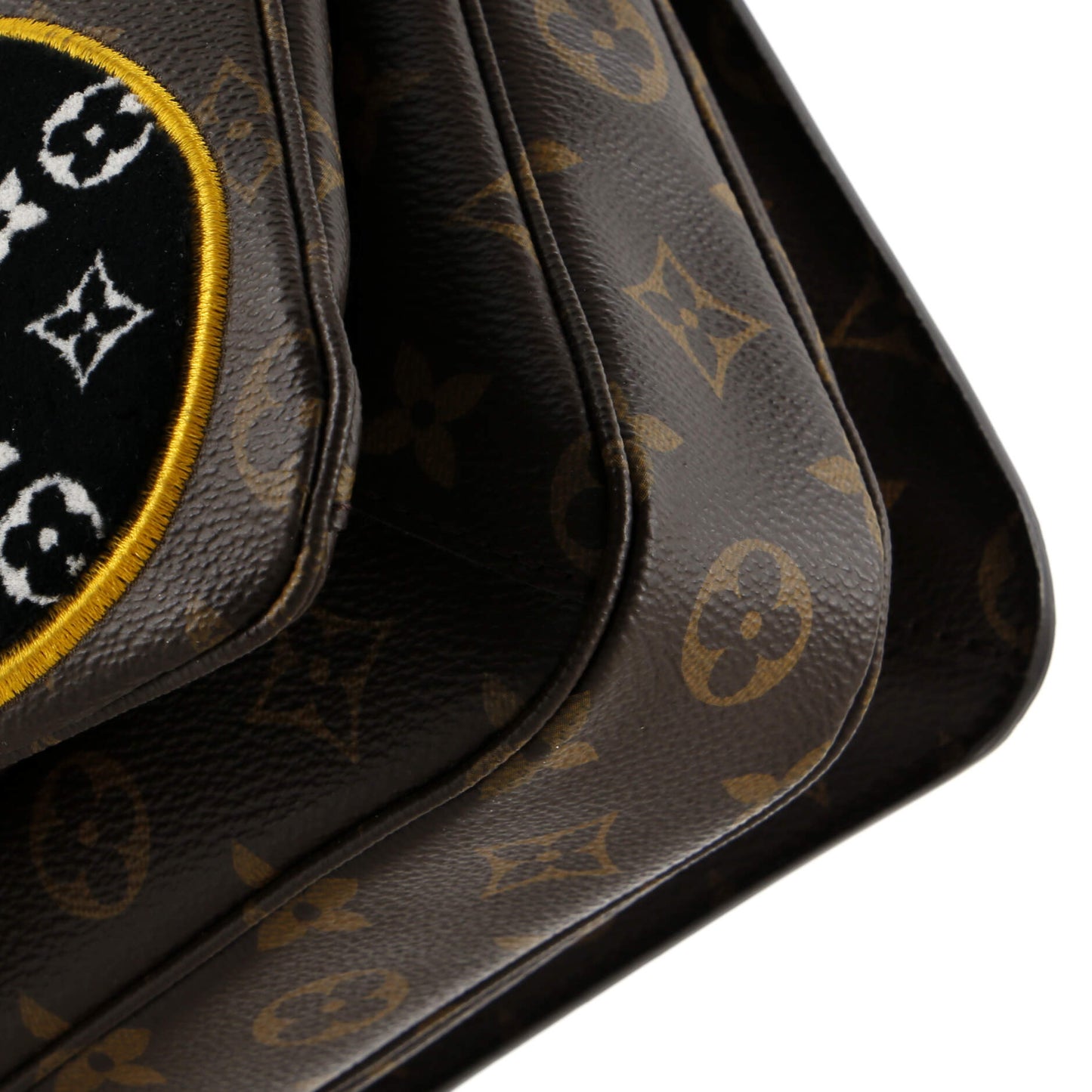 Louis Vuitton Pochette Metis Limited Edition Patches Monogram Canvas
