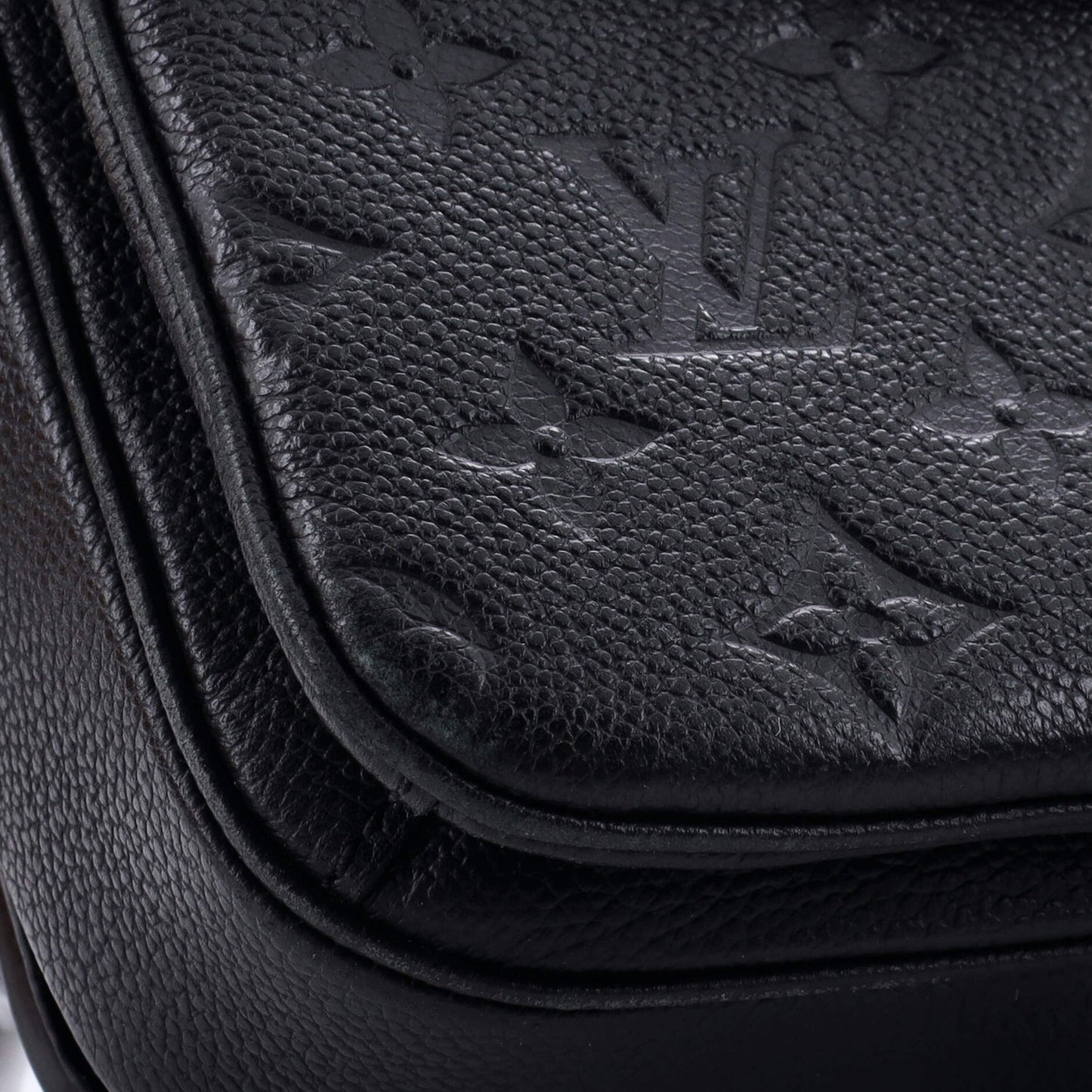 Louis Vuitton Pochette Metis Monogram Empreinte Leather