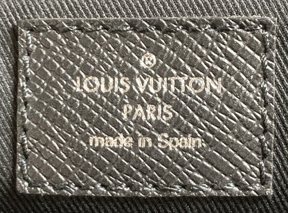 Louis Vuitton Messengerama Monogram Taigarama