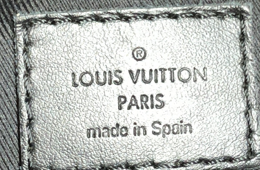 Louis Vuitton Discovery Bumbag Monogram Eclipse Canvas