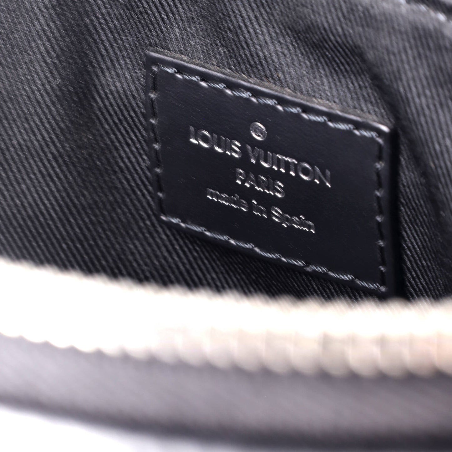 Louis Vuitton Mick NM Messenger Bag Damier Graphite PM