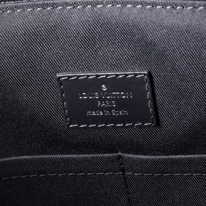 Louis Vuitton District NM Messenger Bag Damier Graphite MM