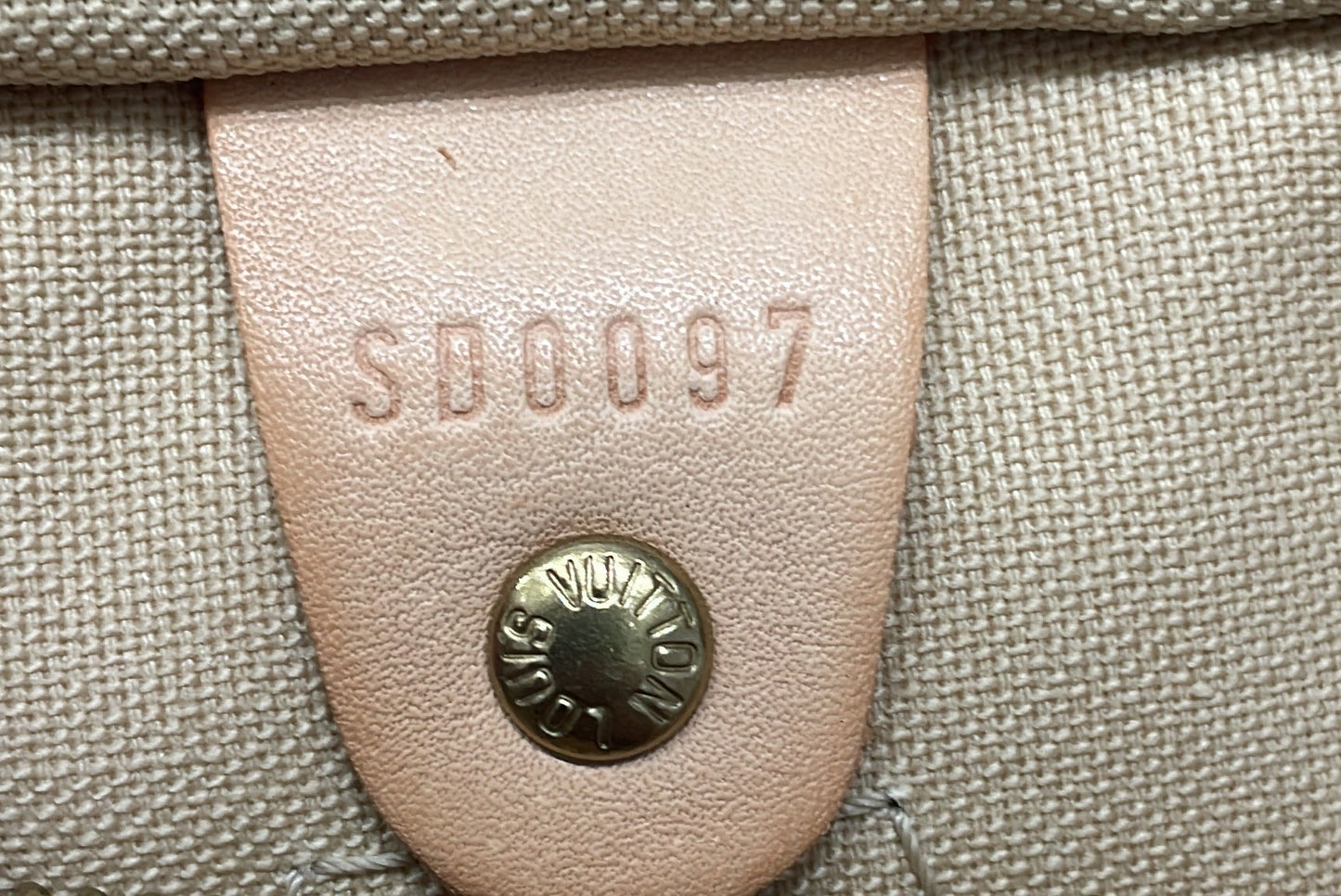 Louis Vuitton Speedy Handbag Damier 30