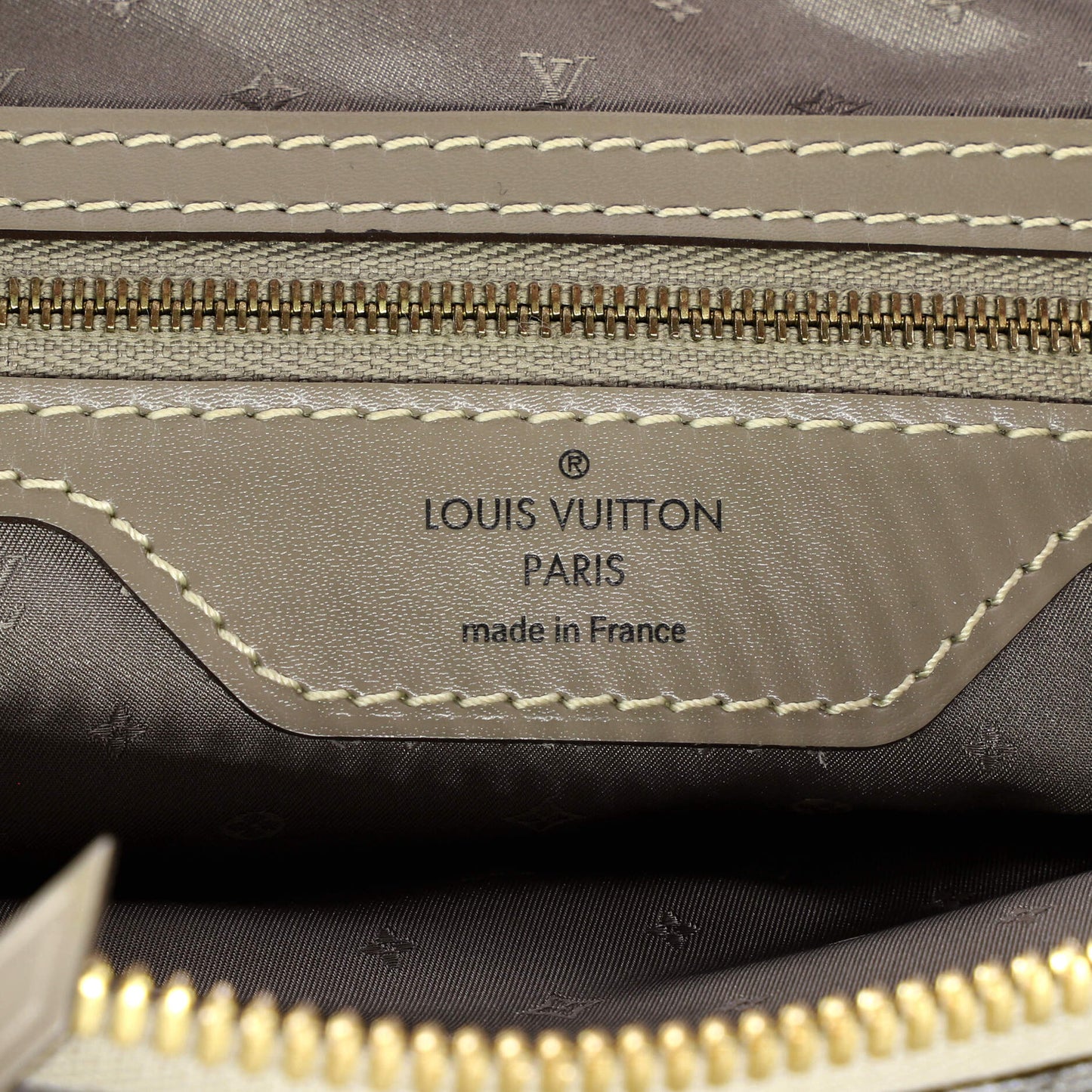 Louis Vuitton Suhali Lockit Handbag Leather MM