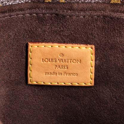 Louis Vuitton Pochette Metis Monogram Canvas