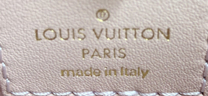 Louis Vuitton New Wave Chain Bag NM Quilted Leather MM