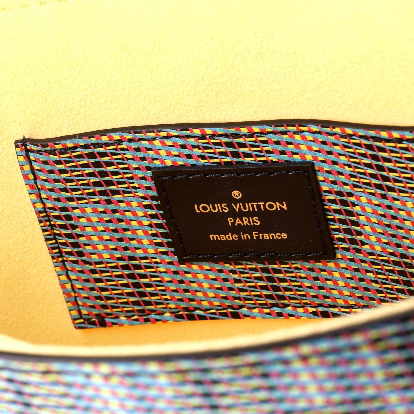 Louis Vuitton Twist Handbag Damier Monogram LV Pop Leather MM