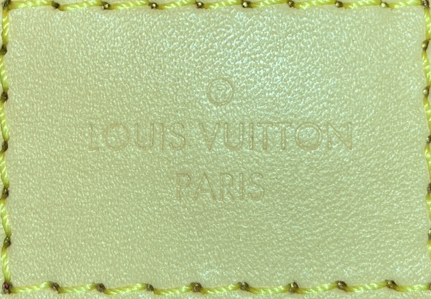Louis Vuitton Graceful Handbag Monogram Canvas MM