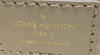 Louis Vuitton Dauphine Shoulder Bag Leather East West