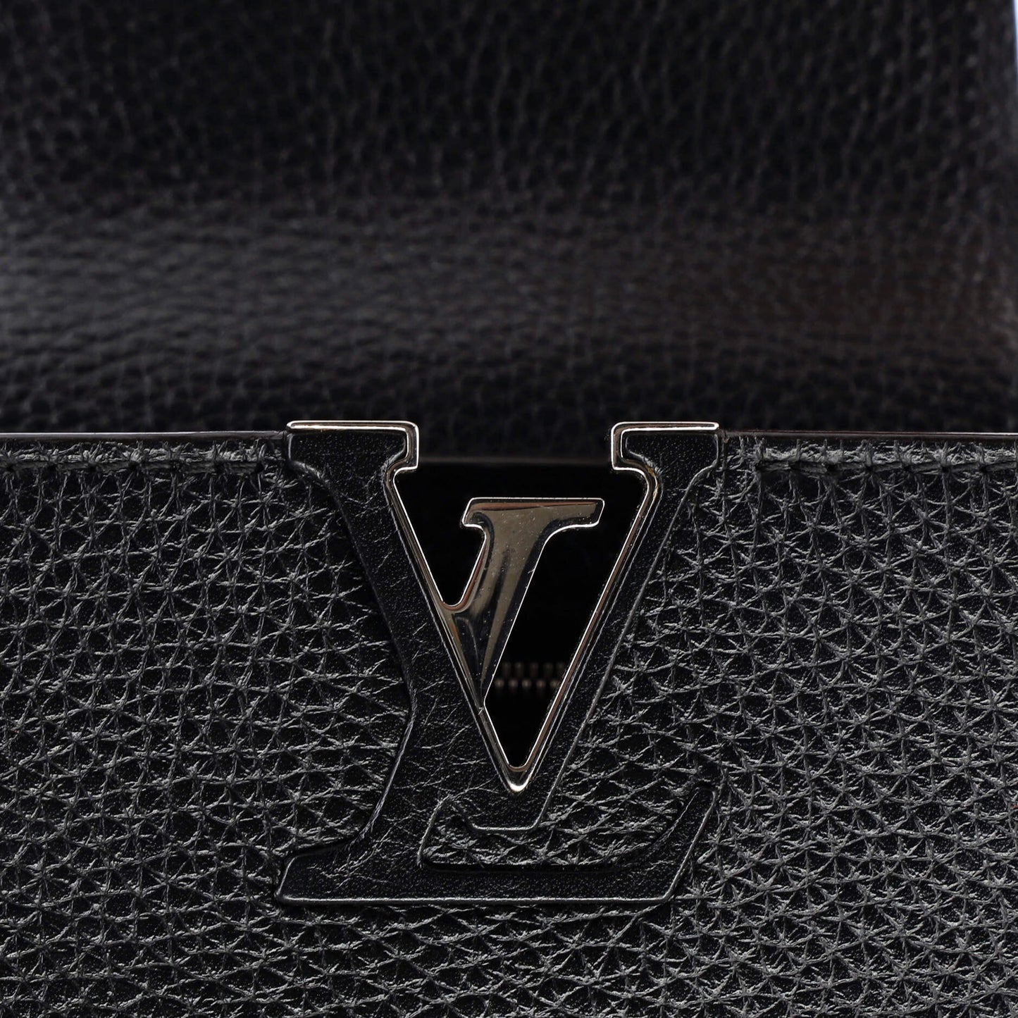 Louis Vuitton Capucines Bag Leather BB