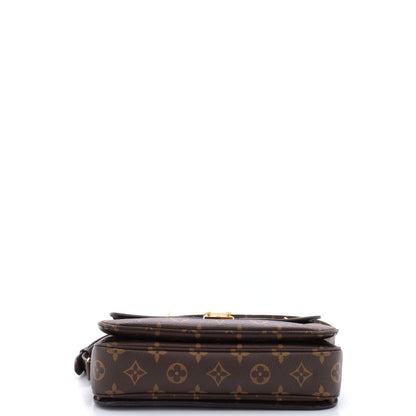 Louis Vuitton Pochette Metis Monogram Canvas