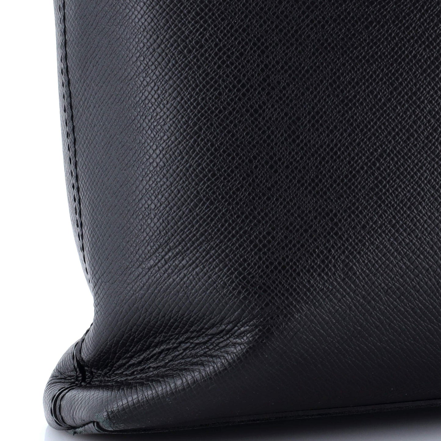 Louis Vuitton Anton Soft Briefcase Taiga Leather