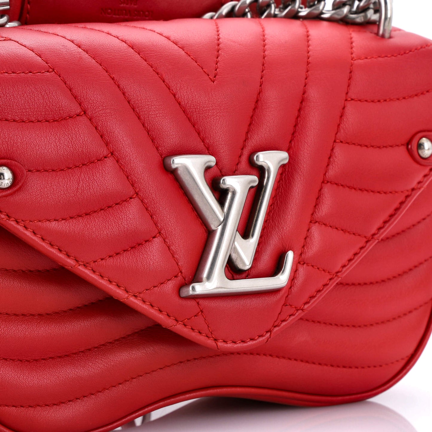 Louis Vuitton New Wave Chain Bag Quilted Leather PM