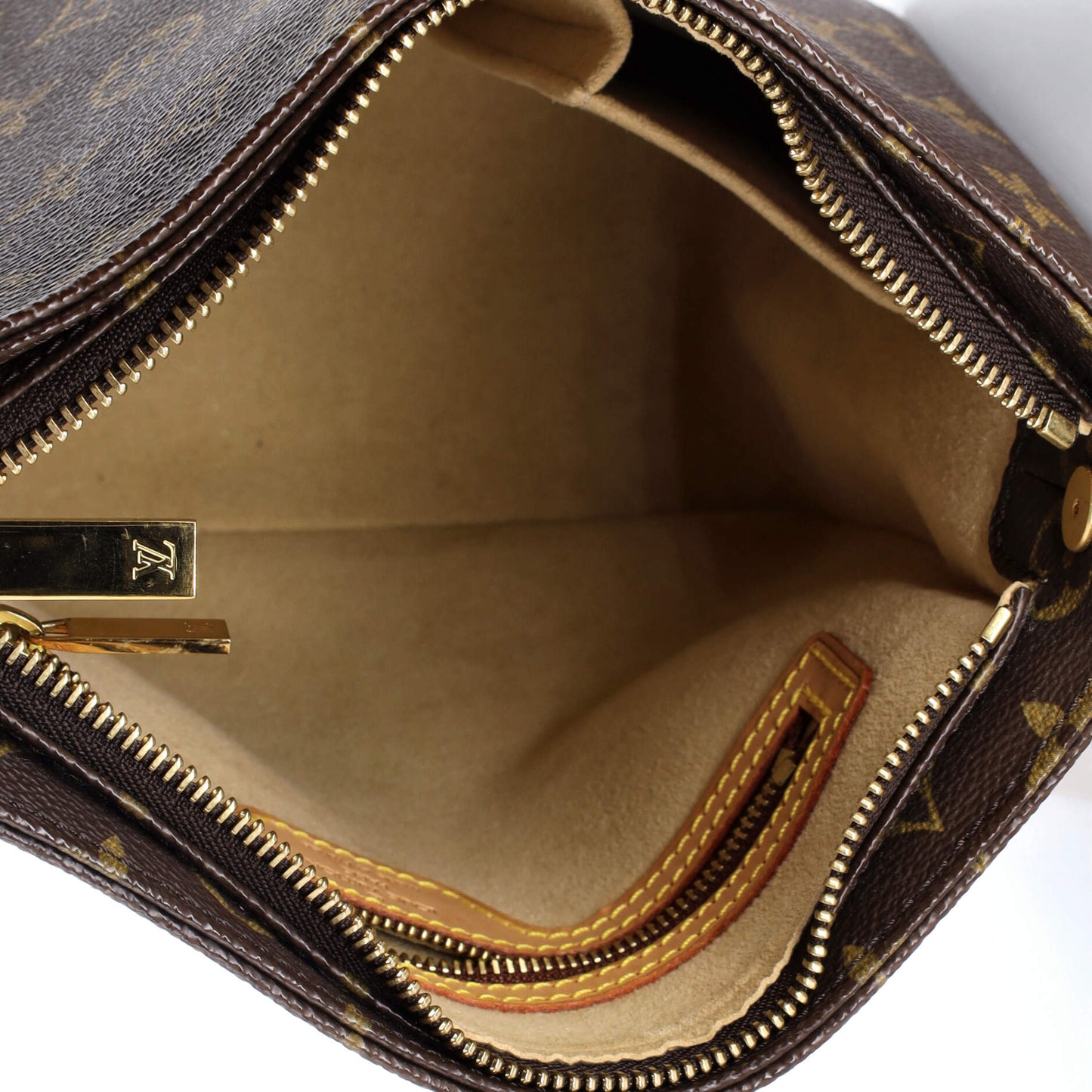 Louis Vuitton Looping Handbag Monogram Canvas MM