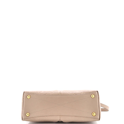 Louis Vuitton V Tote Monogram Empreinte Leather MM