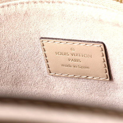 Louis Vuitton V Tote Monogram Empreinte Leather MM