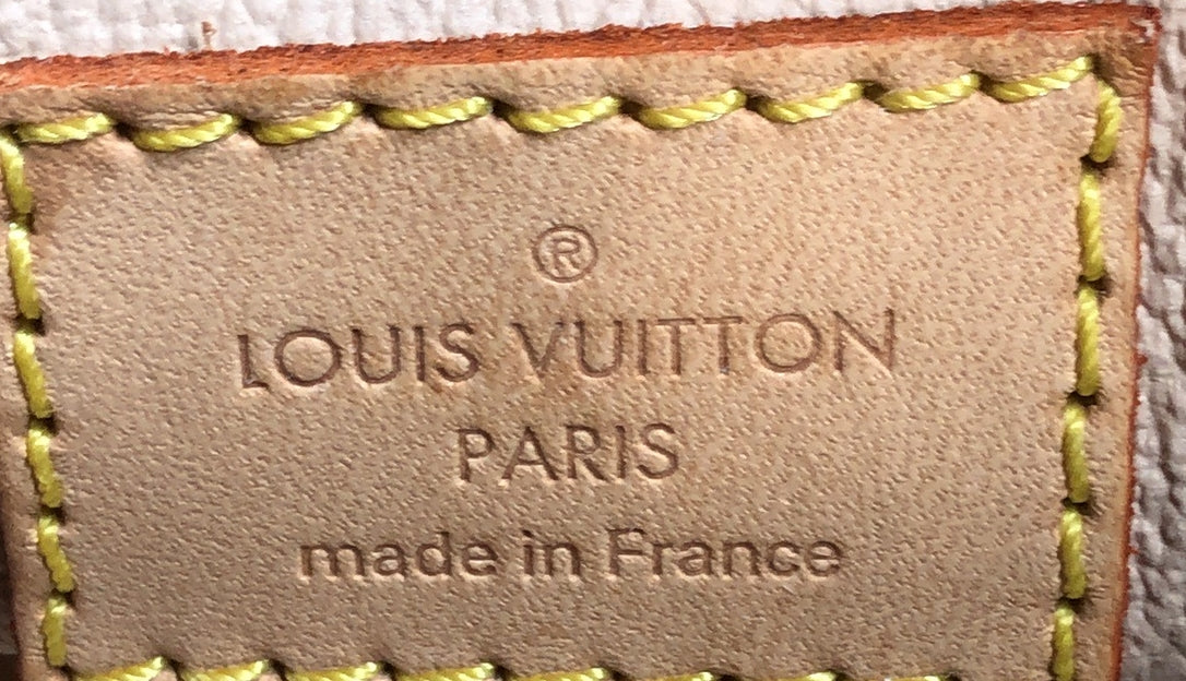 Louis Vuitton Dopp Kit Toiletry Pouch Monogram Canvas