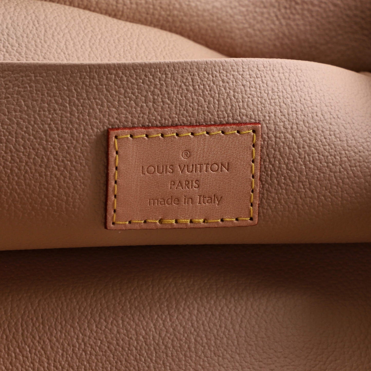 Louis Vuitton Nice Vanity Case Monogram Canvas Mini